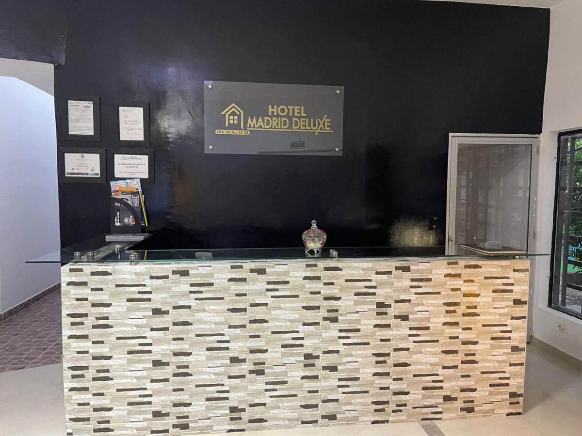 Hotel Madrid Deluxe Neiva เนย์บา ภายนอก รูปภาพ