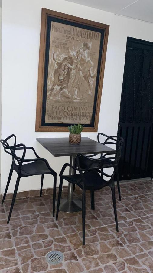 Hotel Madrid Deluxe Neiva เนย์บา ภายนอก รูปภาพ